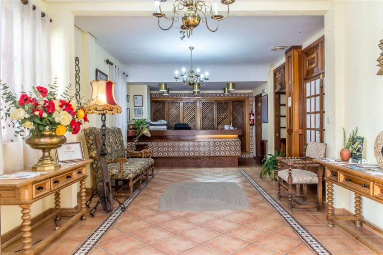 Hotel Sierra De Aracena Bagian luar foto