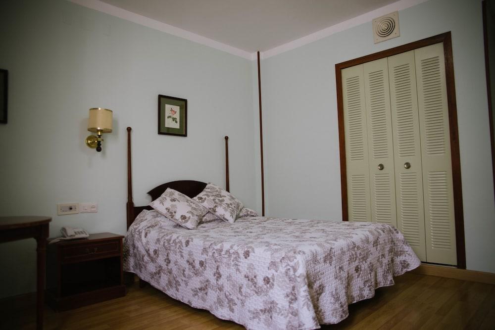 Hotel Sierra De Aracena Bagian luar foto