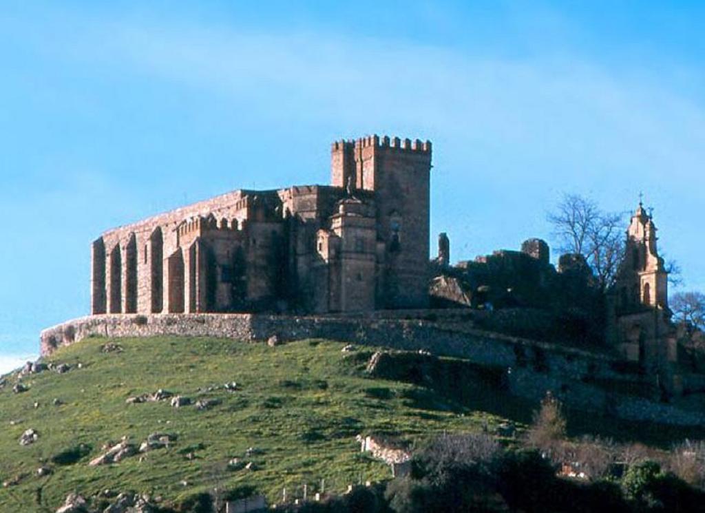 Hotel Sierra De Aracena Bagian luar foto