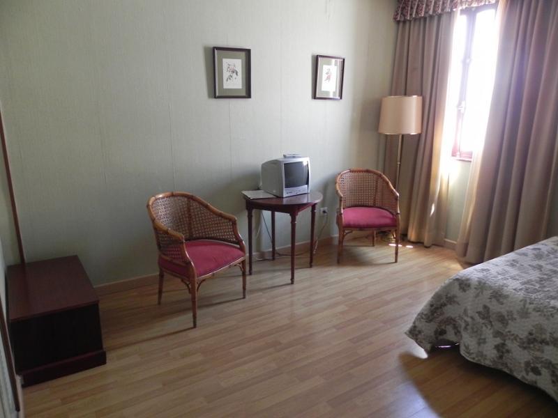 Hotel Sierra De Aracena Bagian luar foto