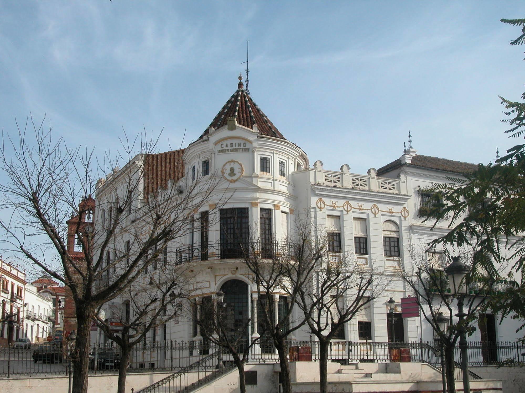 Hotel Sierra De Aracena Bagian luar foto