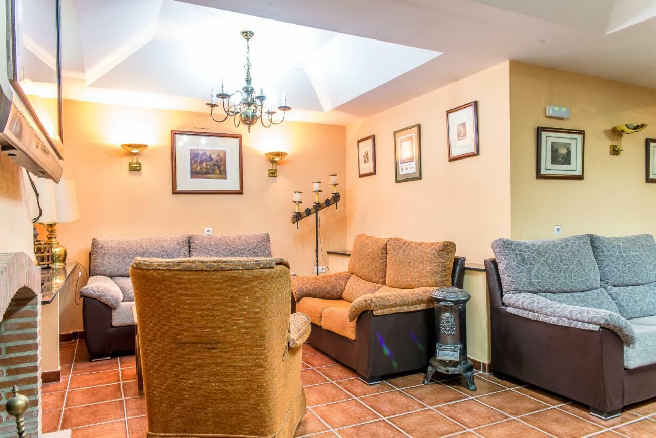 Hotel Sierra De Aracena Bagian luar foto