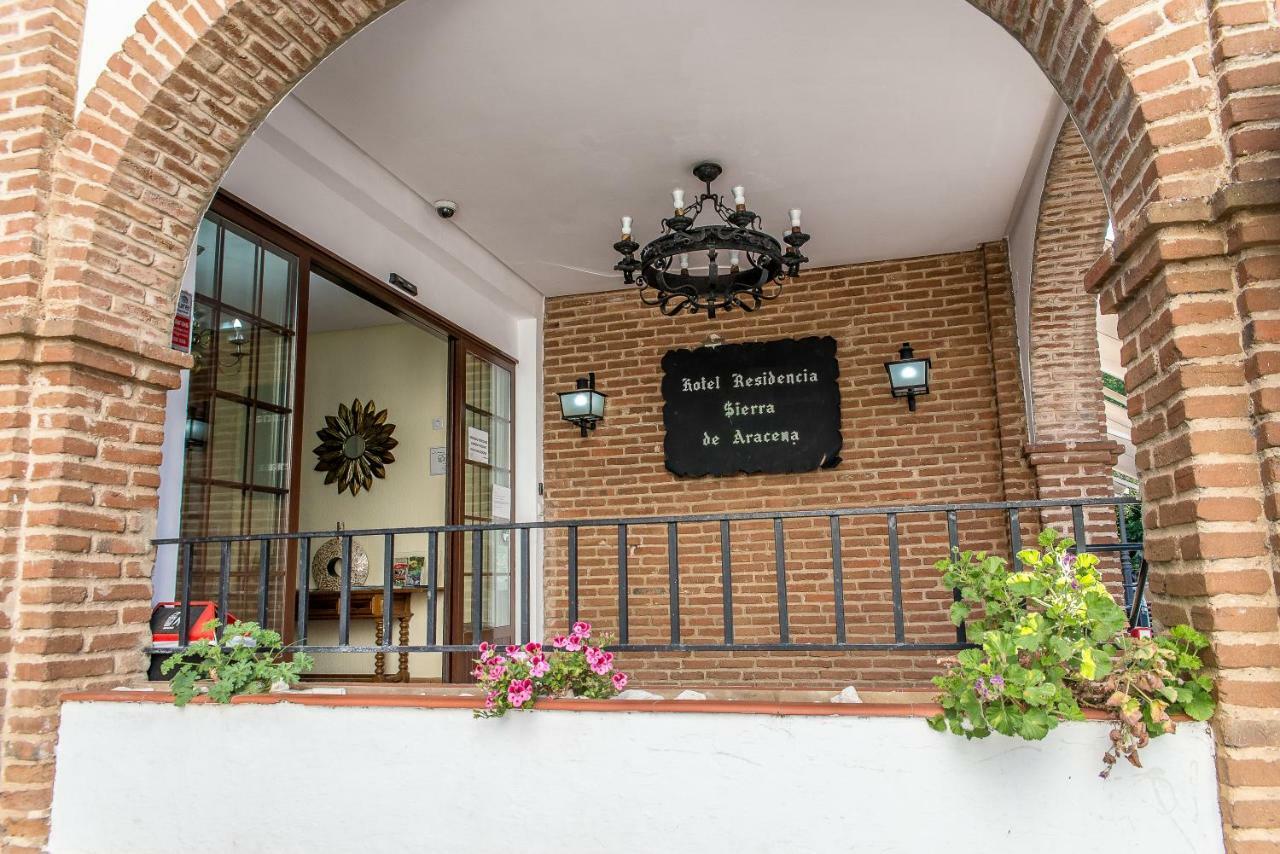 Hotel Sierra De Aracena Bagian luar foto