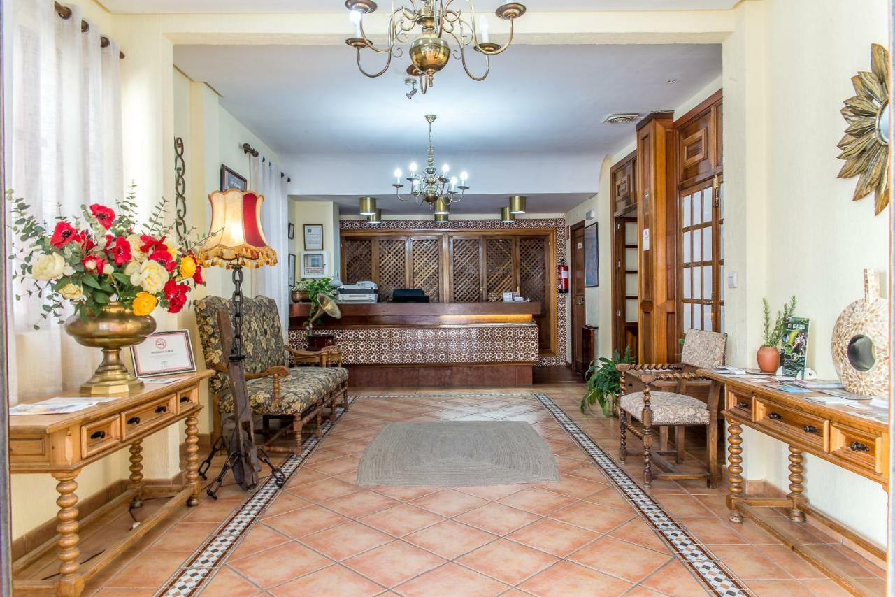 Hotel Sierra De Aracena Bagian luar foto